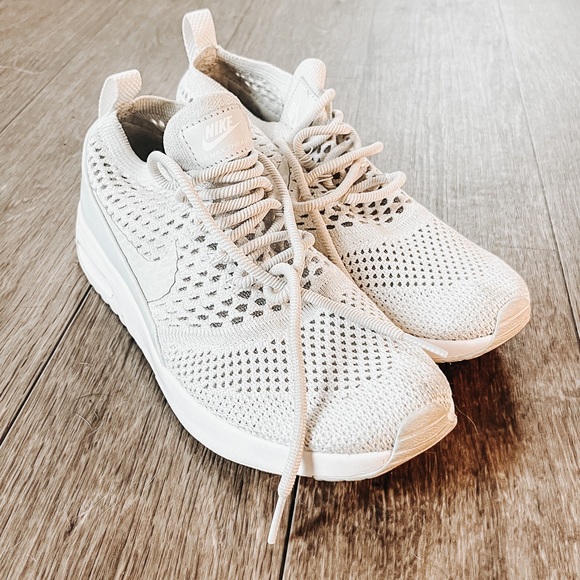 Nike Shoes - Women’s Nike Sneakers